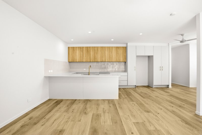 Photo - 16/12 Bilenda Close, Beerwah QLD 4519 - Image 4