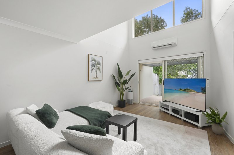 Photo - 16/12 Promenade Avenue, Robina QLD 4226 - Image 2