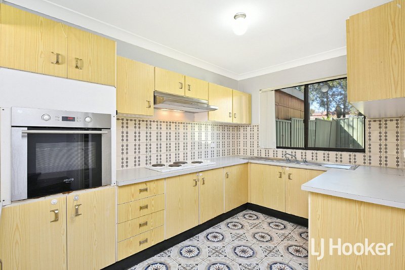 Photo - 16/124 Gurney Rd , Chester Hill NSW 2162 - Image 2