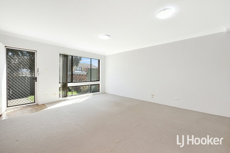 Photo - 16/124 Gurney Rd , Chester Hill NSW 2162 - Image 3