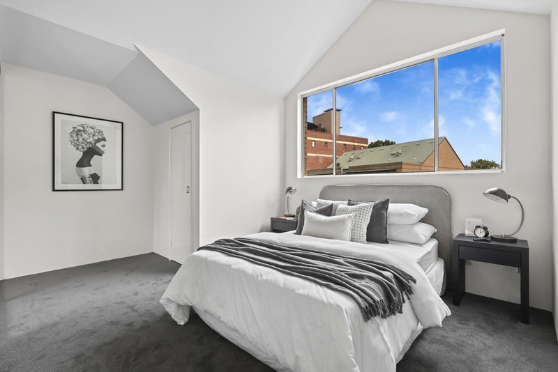 Photo - 16/127 Albion Street, Surry Hills NSW 2010 - Image 4