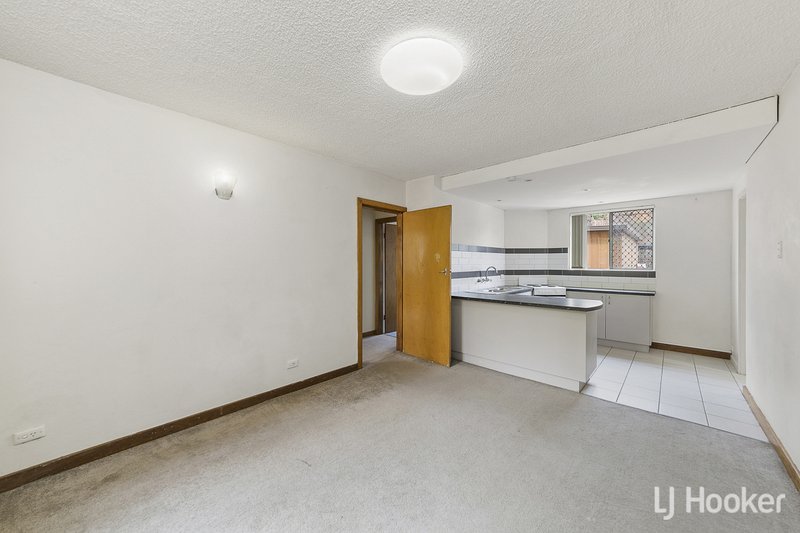 Photo - 16/127 Rivett Street, Hackett ACT 2602 - Image 4