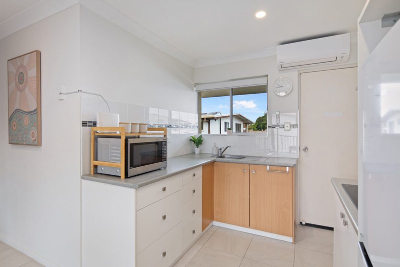 Photo - 16/13-15 Ann Street, Torquay QLD 4655 - Image 5