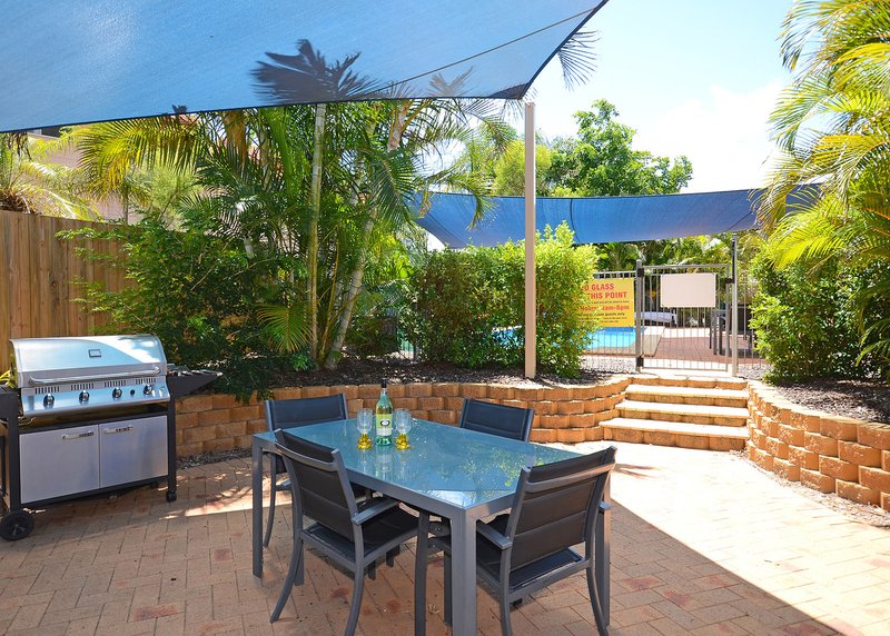 Photo - 16/13-15 Ann Street, Torquay QLD 4655 - Image 9
