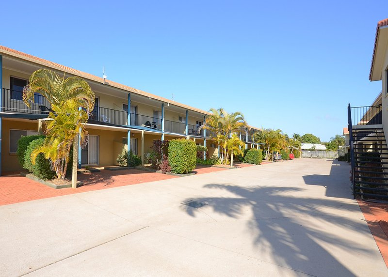 Photo - 16/13-15 Ann Street, Torquay QLD 4655 - Image 11