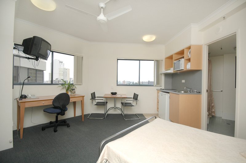 Photo - 1613/108 Margaret Street, Brisbane QLD 4000 - Image 3