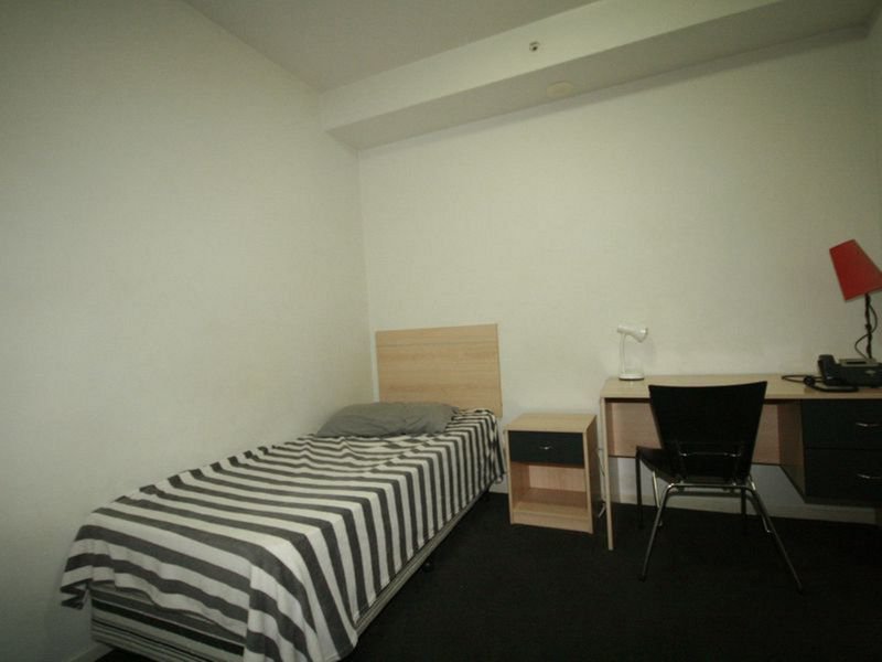 Photo - 1613/39 Lonsdale Street, Melbourne VIC 3000 - Image 3