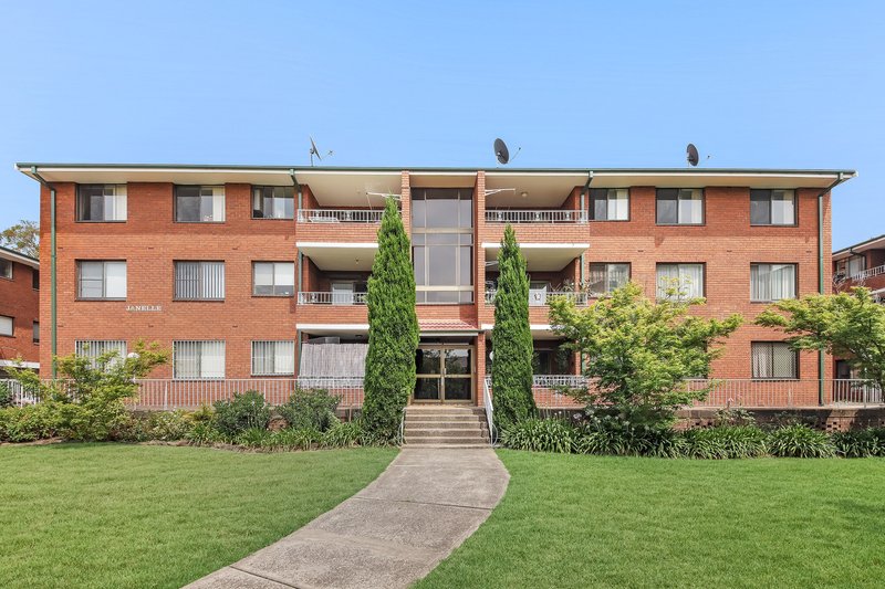 Photo - 16/14-16 Hixson Street, Bankstown NSW 2200 - Image 1