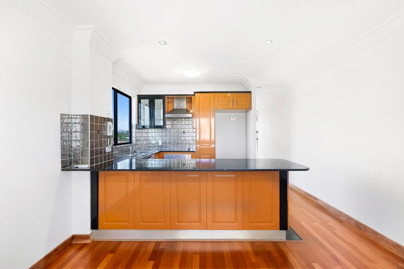 Photo - 16/14 Little Norman Street, Southport QLD 4215 - Image 9