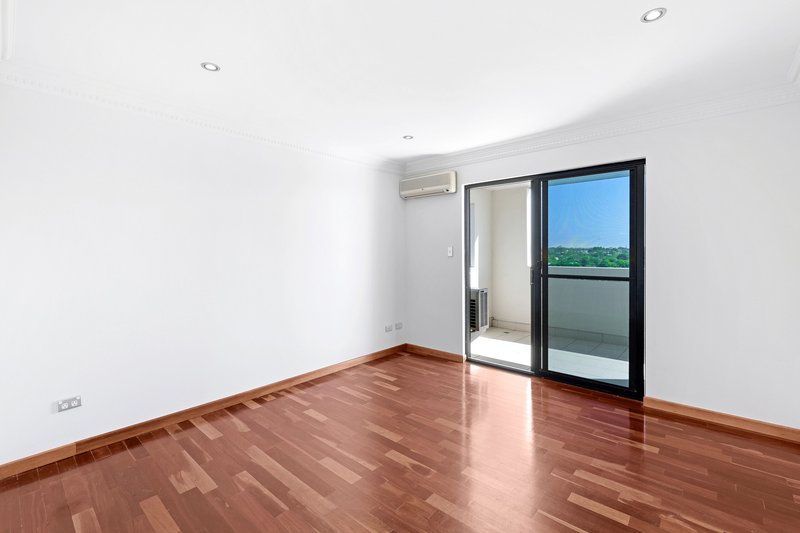 Photo - 16/14 Little Norman Street, Southport QLD 4215 - Image 16