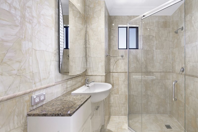 Photo - 16/14 Little Norman Street, Southport QLD 4215 - Image 18