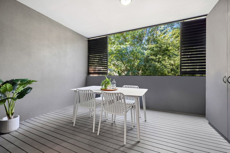 Photo - 16/143-159 Botany Road, Waterloo NSW 2017 - Image 2