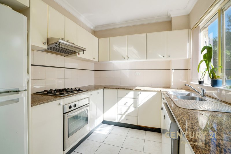 Photo - 16/15-23 Mowle Street, Westmead NSW 2145 - Image 3