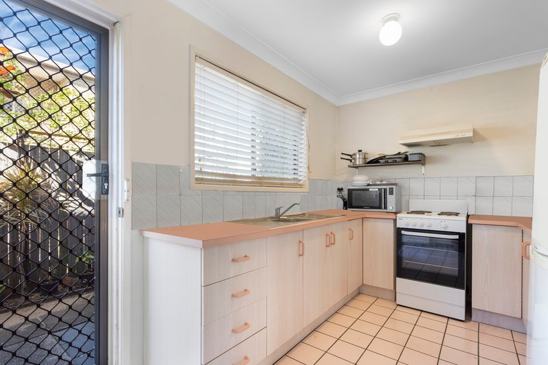 Photo - 16/15 Smith Road, Woodridge QLD 4114 - Image 6