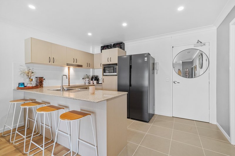 Photo - 16/155-163 Fryar Road, Eagleby QLD 4207 - Image 6