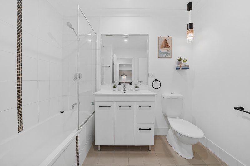 Photo - 16/155-163 Fryar Road, Eagleby QLD 4207 - Image 11