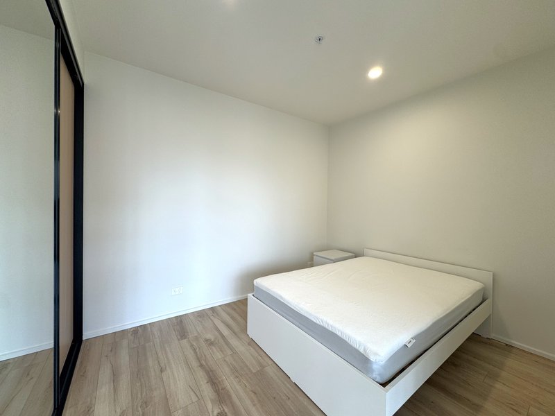 Photo - 1615/6 Penaluna Place, Adelaide SA 5000 - Image 12