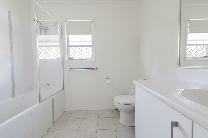 Photo - 16/17 Armstrong Street, Petrie QLD 4502 - Image 11