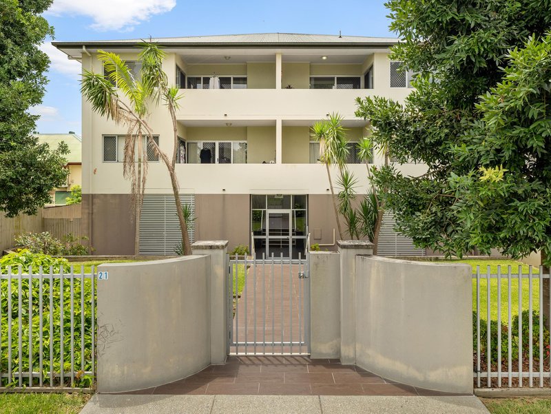 16/17 Cardross Street, Yeerongpilly QLD 4105