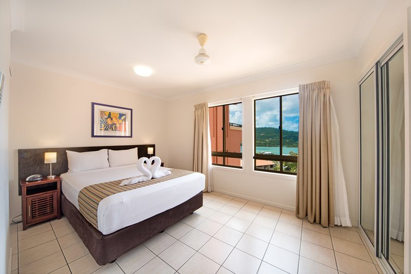 Photo - 16/18 Golden Orchid Drive, Airlie Beach QLD 4802 - Image 12