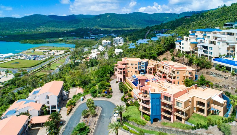 Photo - 16/18 Golden Orchid Drive, Airlie Beach QLD 4802 - Image 21