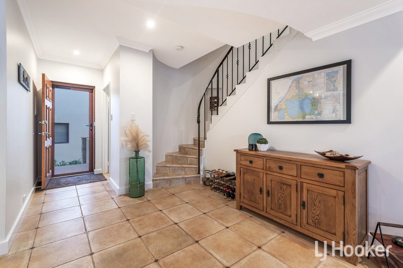 Photo - 16/18 Port Quays , Wannanup WA 6210 - Image 22