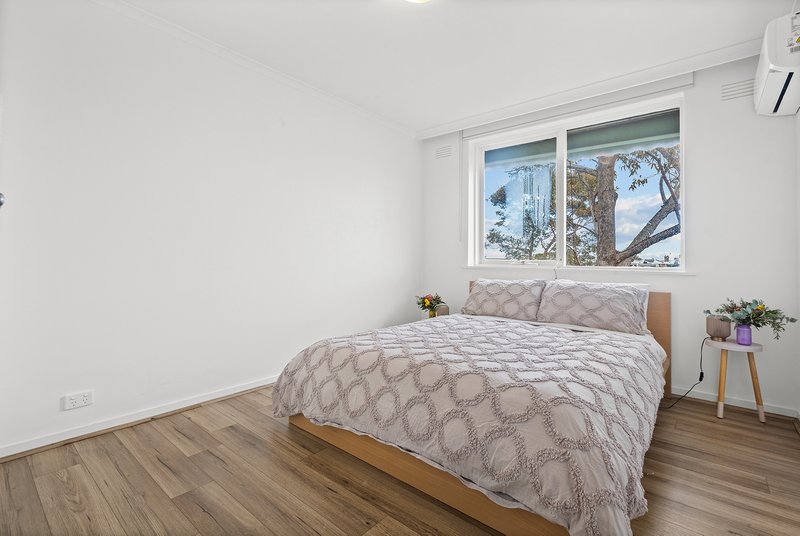 Photo - 16/19-21 Dalgety Street, St Kilda VIC 3182 - Image 5