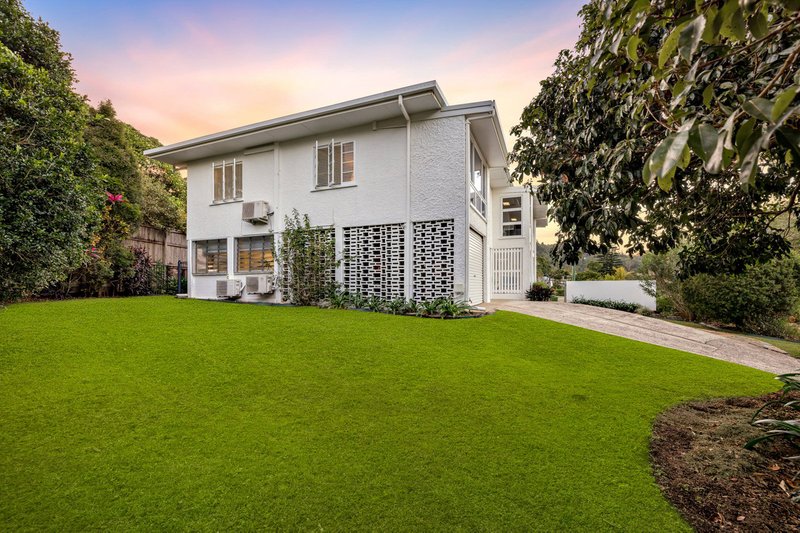 Photo - 162-164 Hillview Crescent, Whitfield QLD 4870 - Image 22