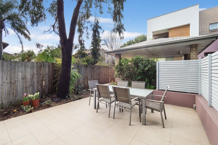 Photo - 1/62-64 Railway Terrace, Granville NSW 2142 - Image 2