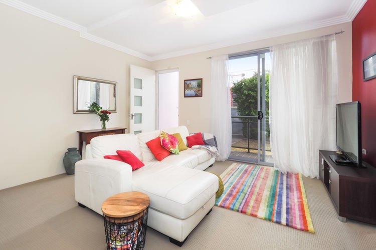 Photo - 1/62-64 Railway Terrace, Granville NSW 2142 - Image 5