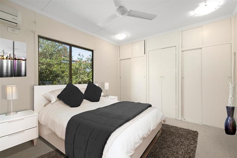 Photo - 162 Appleby Road, Stafford Heights QLD 4053 - Image 5