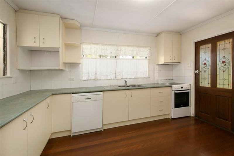 Photo - 162 Appleby Road, Stafford Heights QLD 4053 - Image 6