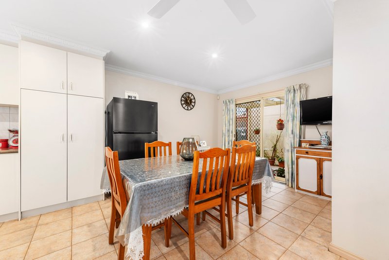 Photo - 1/62 Bedford Road, Ringwood VIC 3134 - Image 5