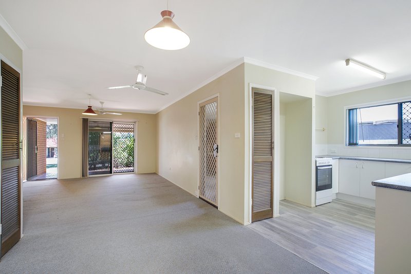 Photo - 162 Cane Street, Redland Bay QLD 4165 - Image 6