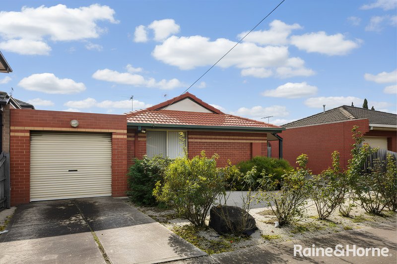 Photo - 1/62 Doherty Street, Deer Park VIC 3023 - Image 1