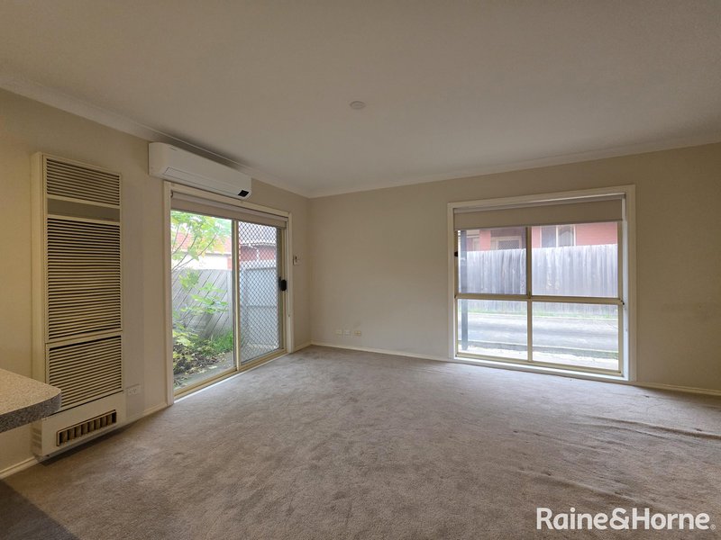 Photo - 1/62 Doherty Street, Deer Park VIC 3023 - Image 8