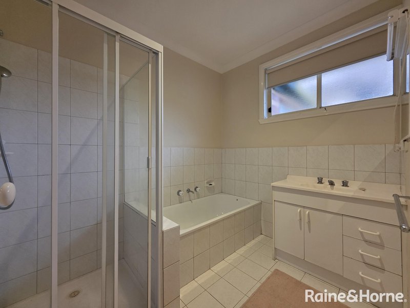 Photo - 1/62 Doherty Street, Deer Park VIC 3023 - Image 9