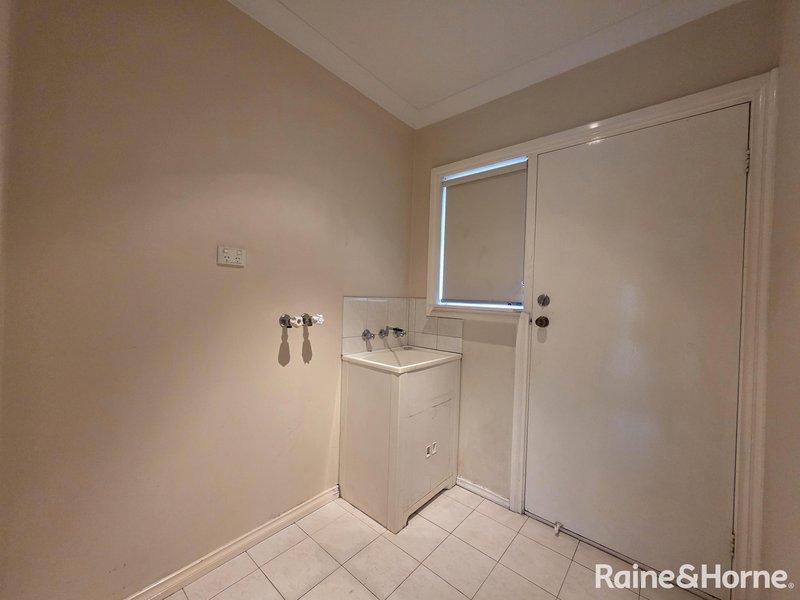 Photo - 1/62 Doherty Street, Deer Park VIC 3023 - Image 13