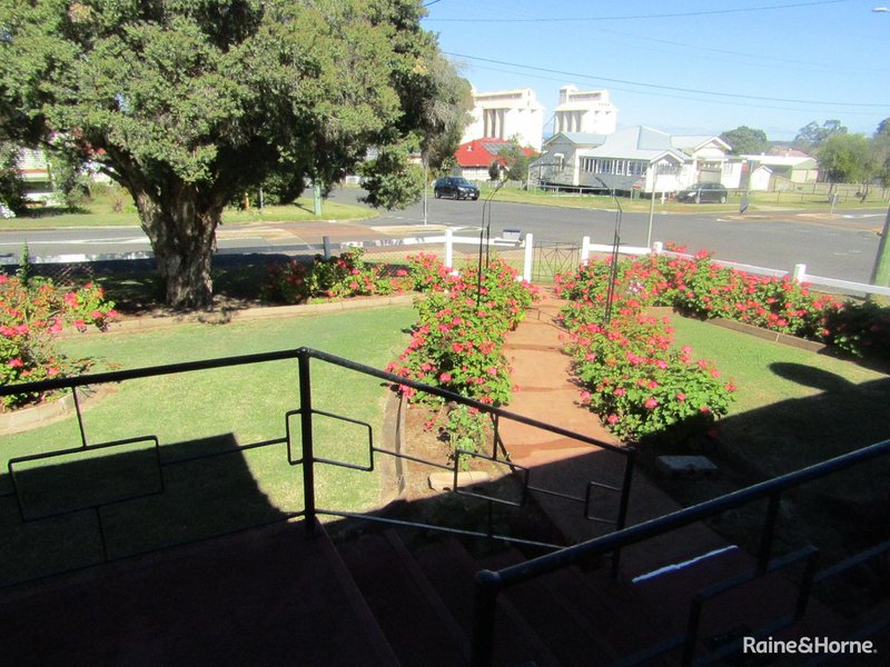 Photo - 162 Doonkuna Street, Kingaroy QLD 4610 - Image 12