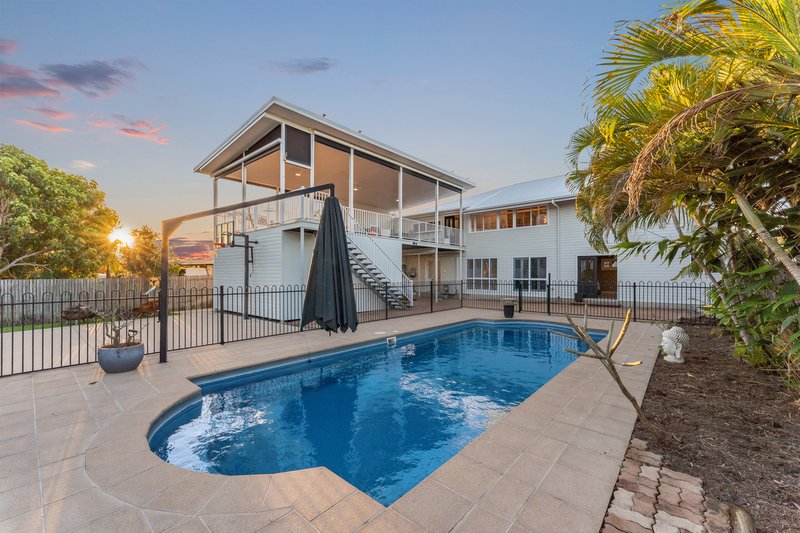 Photo - 162 Francis Street, West End QLD 4810 - Image 6