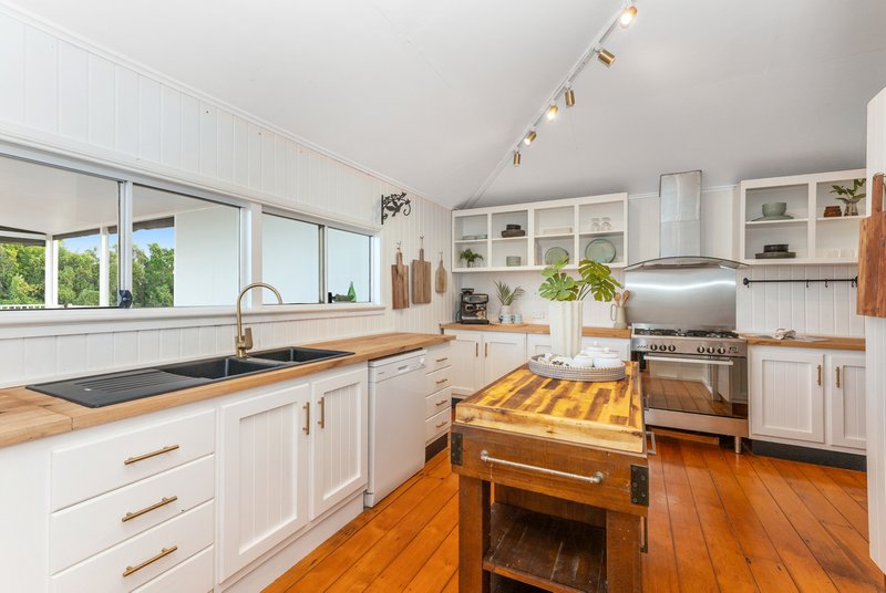 Photo - 162 Francis Street, West End QLD 4810 - Image 18