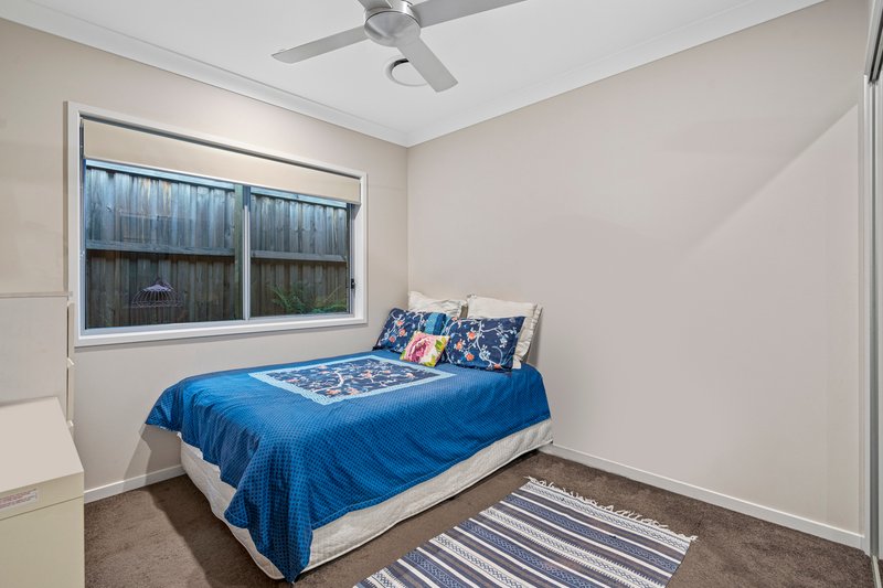 Photo - 162 Greenview Avenue, South Ripley QLD 4306 - Image 13