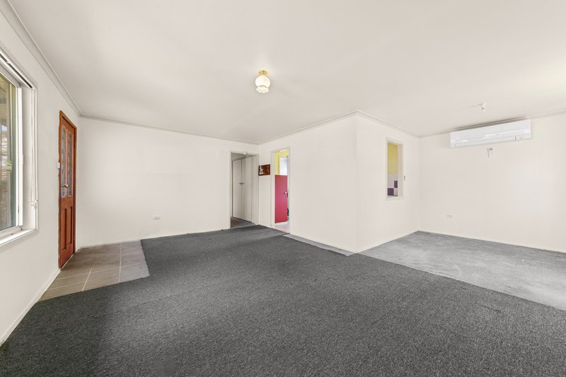 Photo - 162 Henderson Road, Saratoga NSW 2251 - Image 5