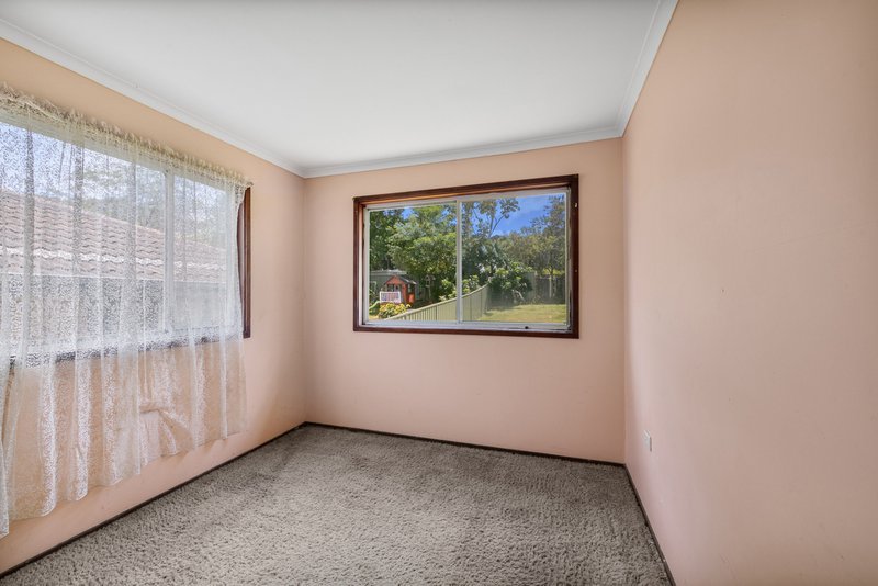 Photo - 162 Henderson Road, Saratoga NSW 2251 - Image 6