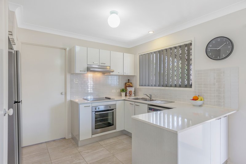 Photo - 16/2 Lavender Drive, Griffin QLD 4503 - Image 3