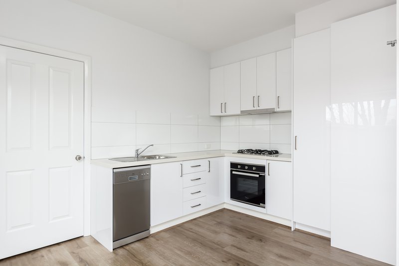 Photo - 1/62 Leonard Avenue, Noble Park VIC 3174 - Image 2