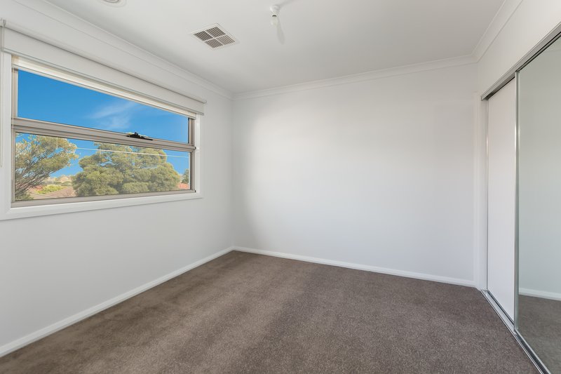 Photo - 1/62 Leonard Avenue, Noble Park VIC 3174 - Image 5