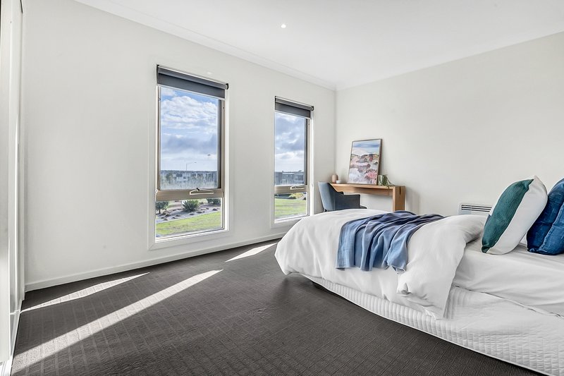 Photo - 1/62 Marathon Boulevard, Craigieburn VIC 3064 - Image 15