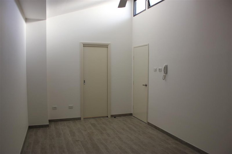 1/62 Marsh Parade, Casula NSW 2170