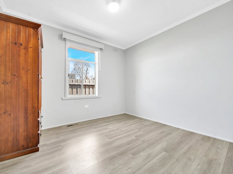 Photo - 162 Noble Street, Noble Park VIC 3174 - Image 5